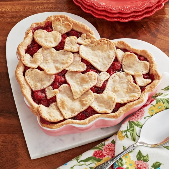 Sold out ❤️ New Pioneer Woman Heart Shaped Ceramic Baking Dish - Picture 6 of 8